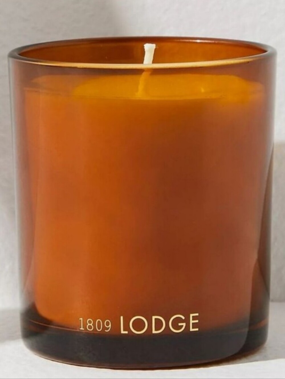 Free People 1809 Lodge Candle Bougie Perfumee 8oz Amber Glass Scented Candle New